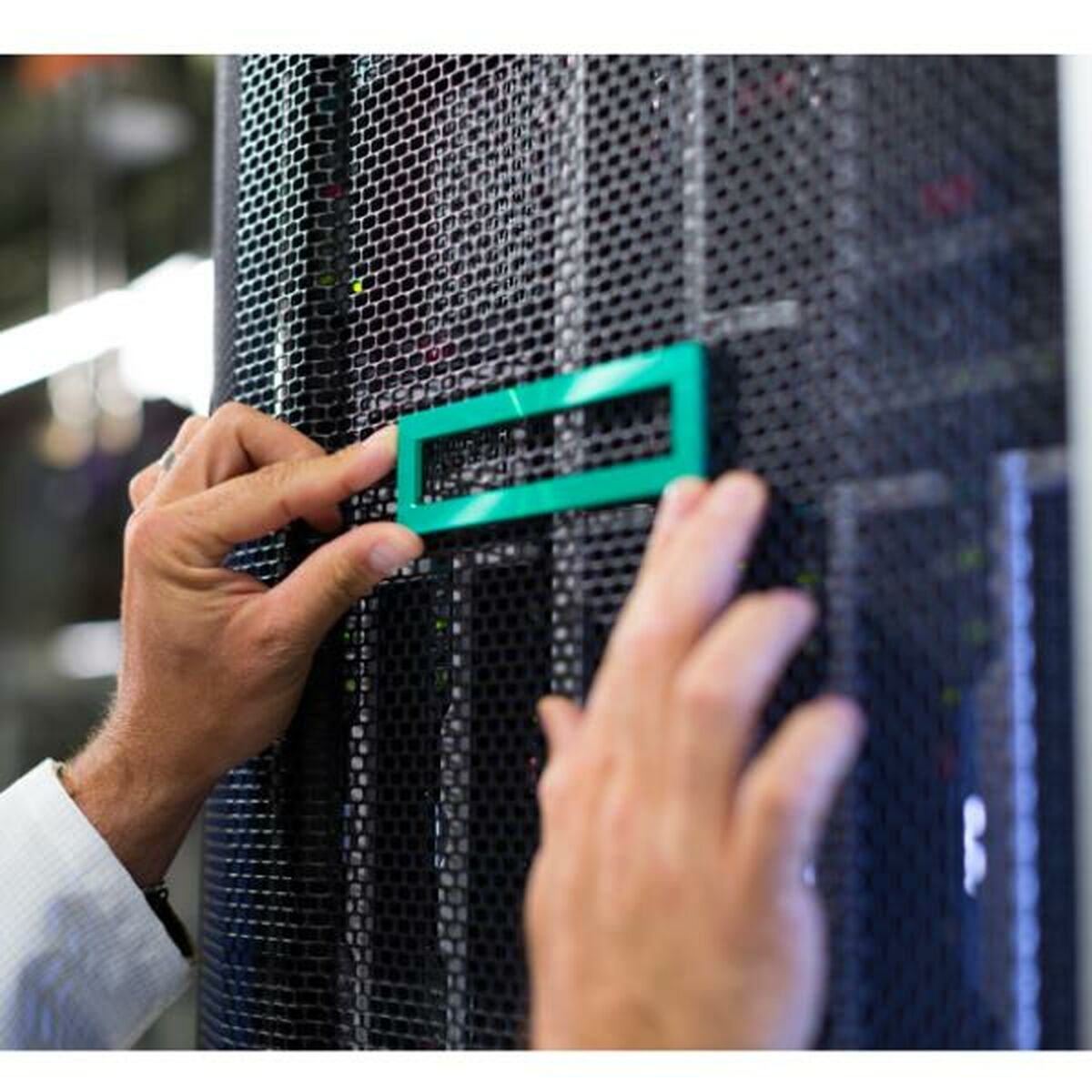HPE ProLiant DL3X0 Gen11 1U Std Heat