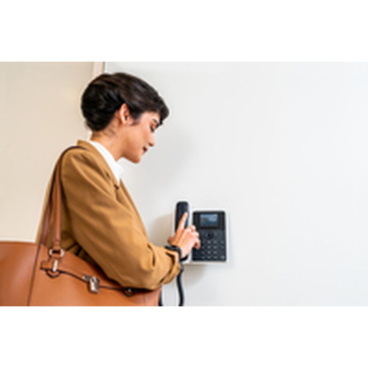 Poly Edge E100 IP PH PoE-e