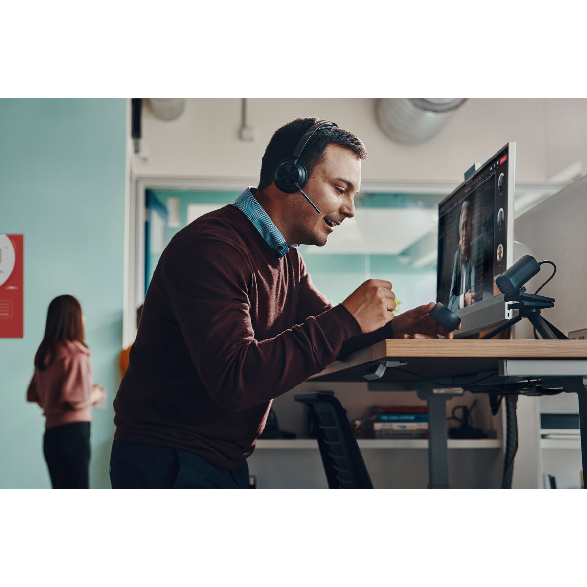 HP Poly Voyager Focus Avec fil &sans fil A la main Car/Home office Bluetooth Noir