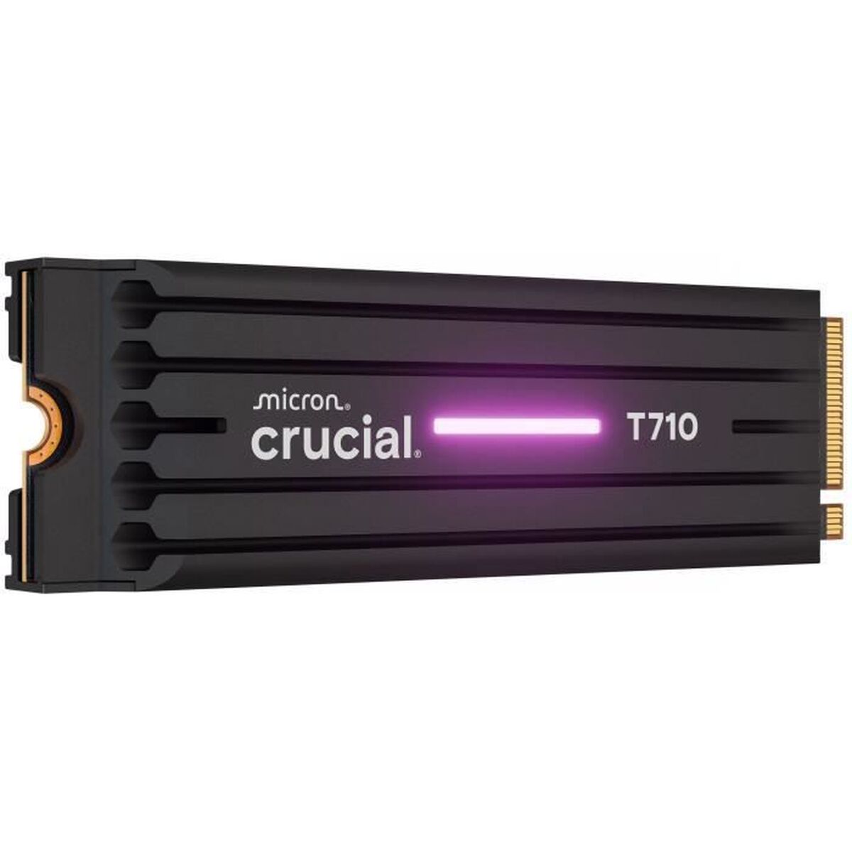 Crucial 4TB T710 SSD with heatsink