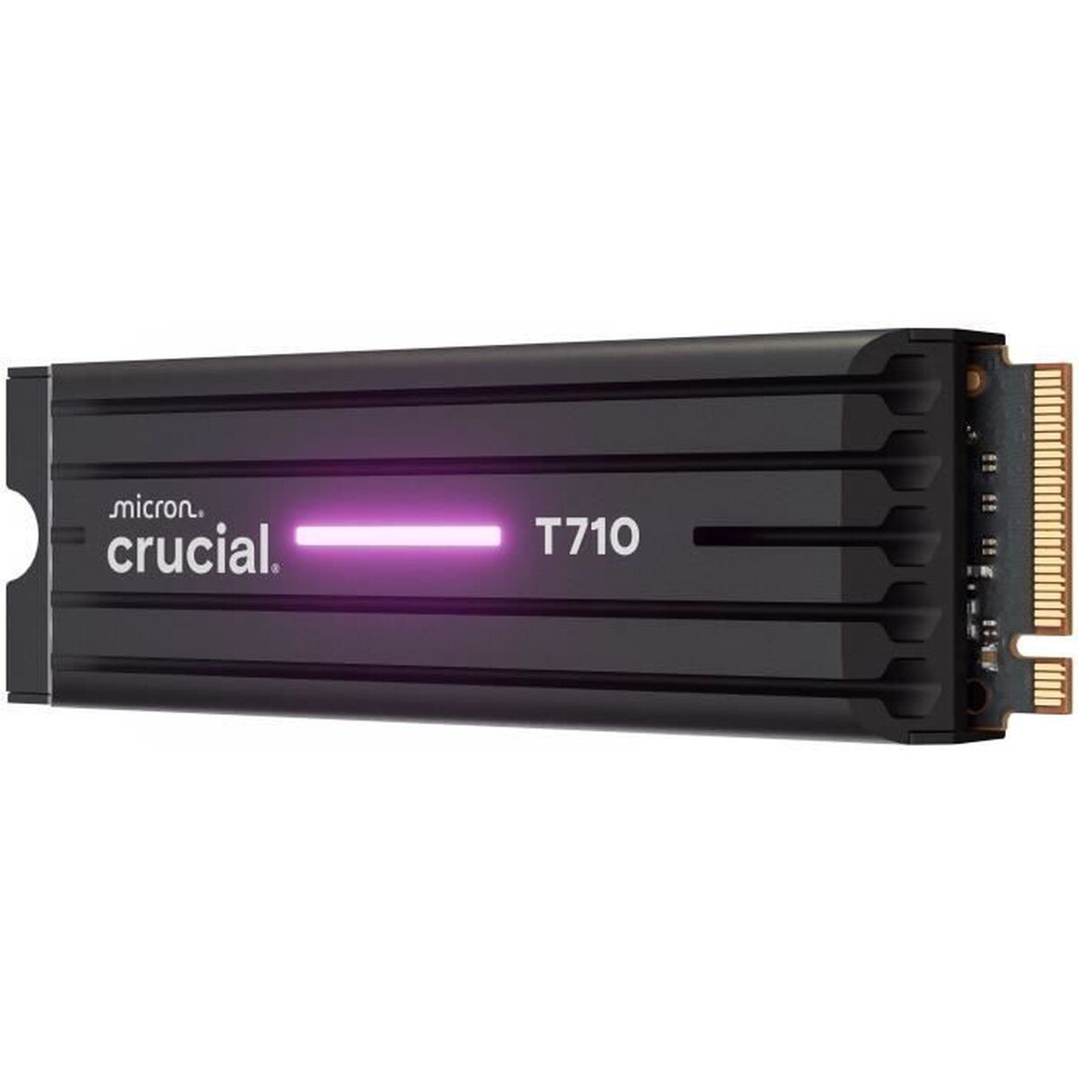Crucial 4TB T710 SSD with heatsink