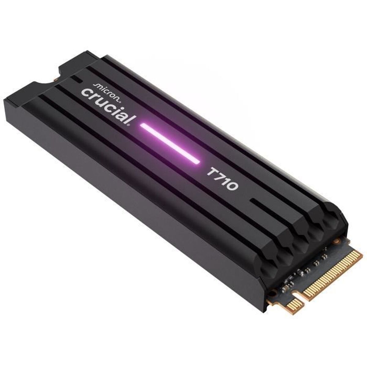 Crucial 4TB T710 SSD with heatsink