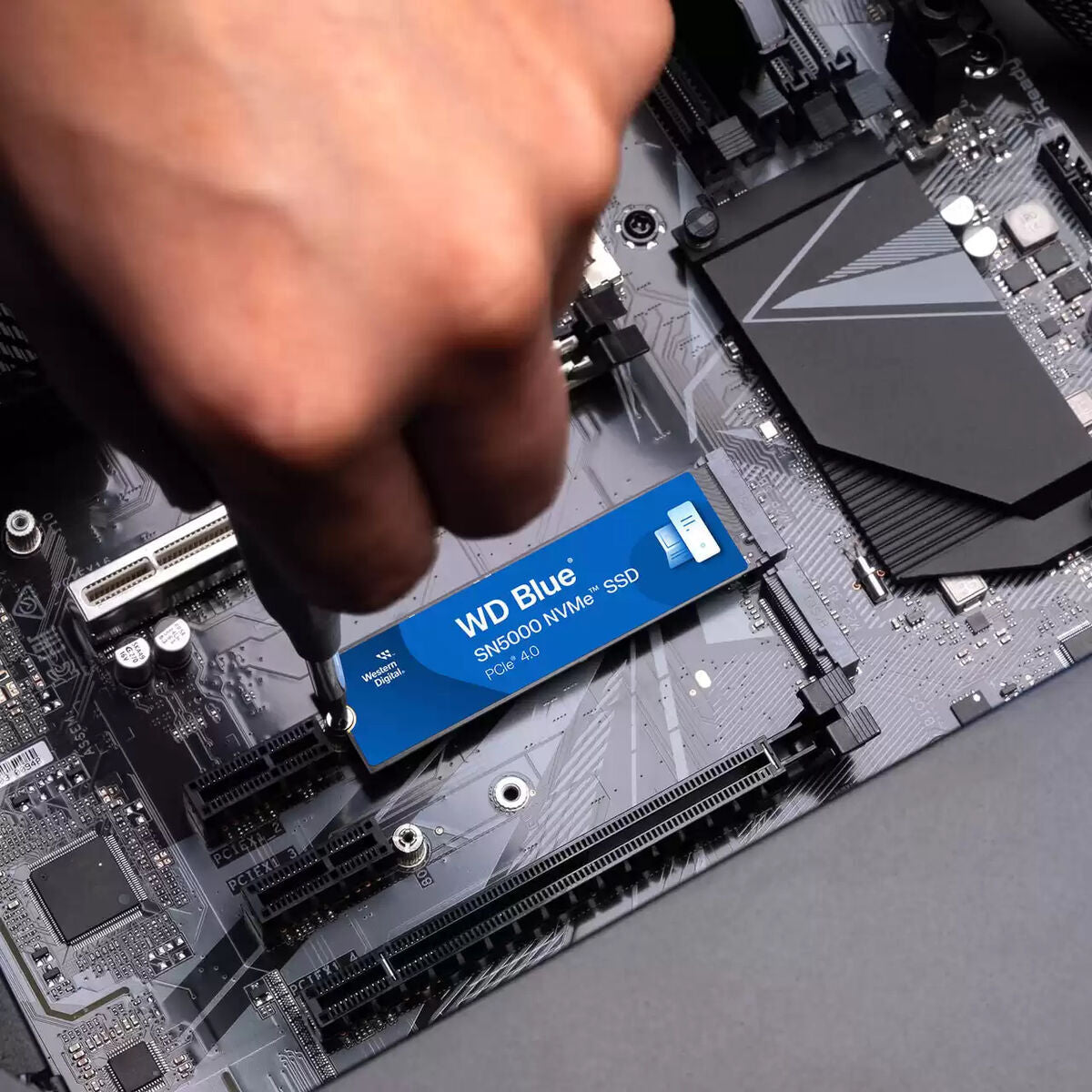 WD SSD Blue SN5000 500GB PCIe Gen4 NVMe