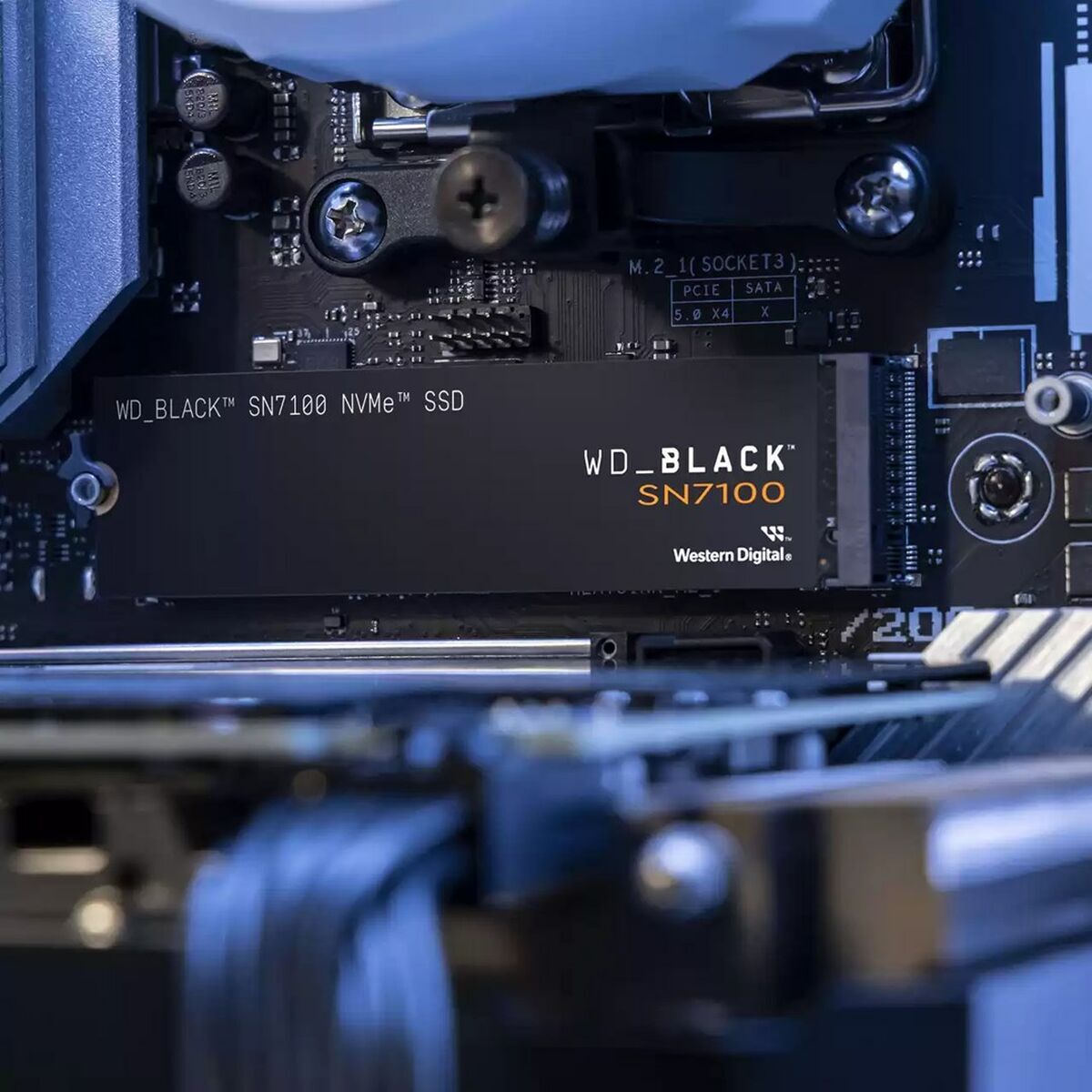 WD Black SN7100 NVMe SSD 4To M.2 2280 POWERED BY SANDISK