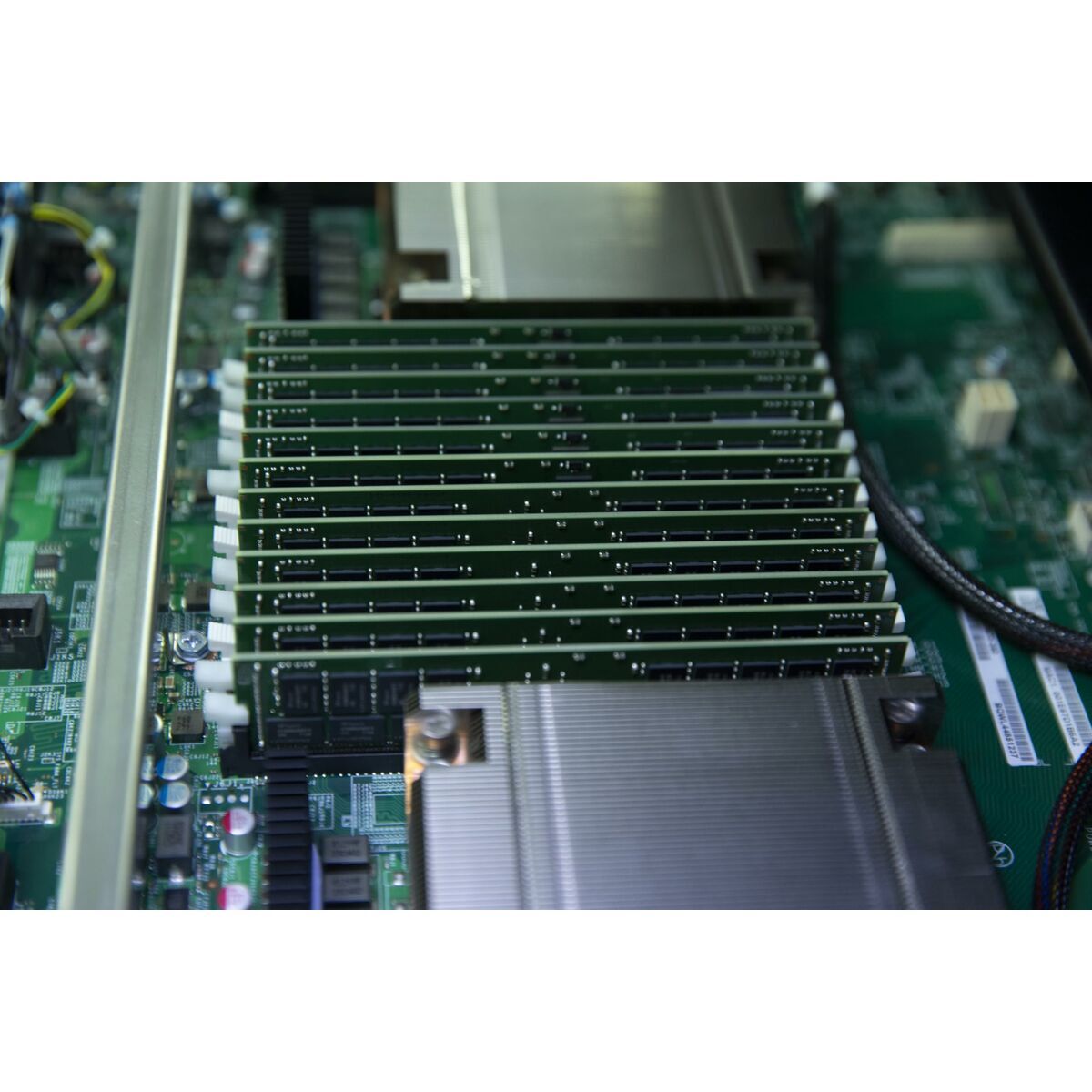 KINGSTON 16Go 5600MT/s DDR5 ECC CL46 DIMM 1Rx8 Hynix A