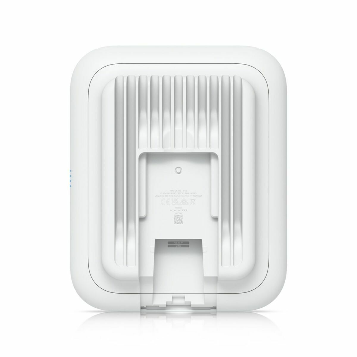 Indoor/outdoor WiFi 7 AP with integrated