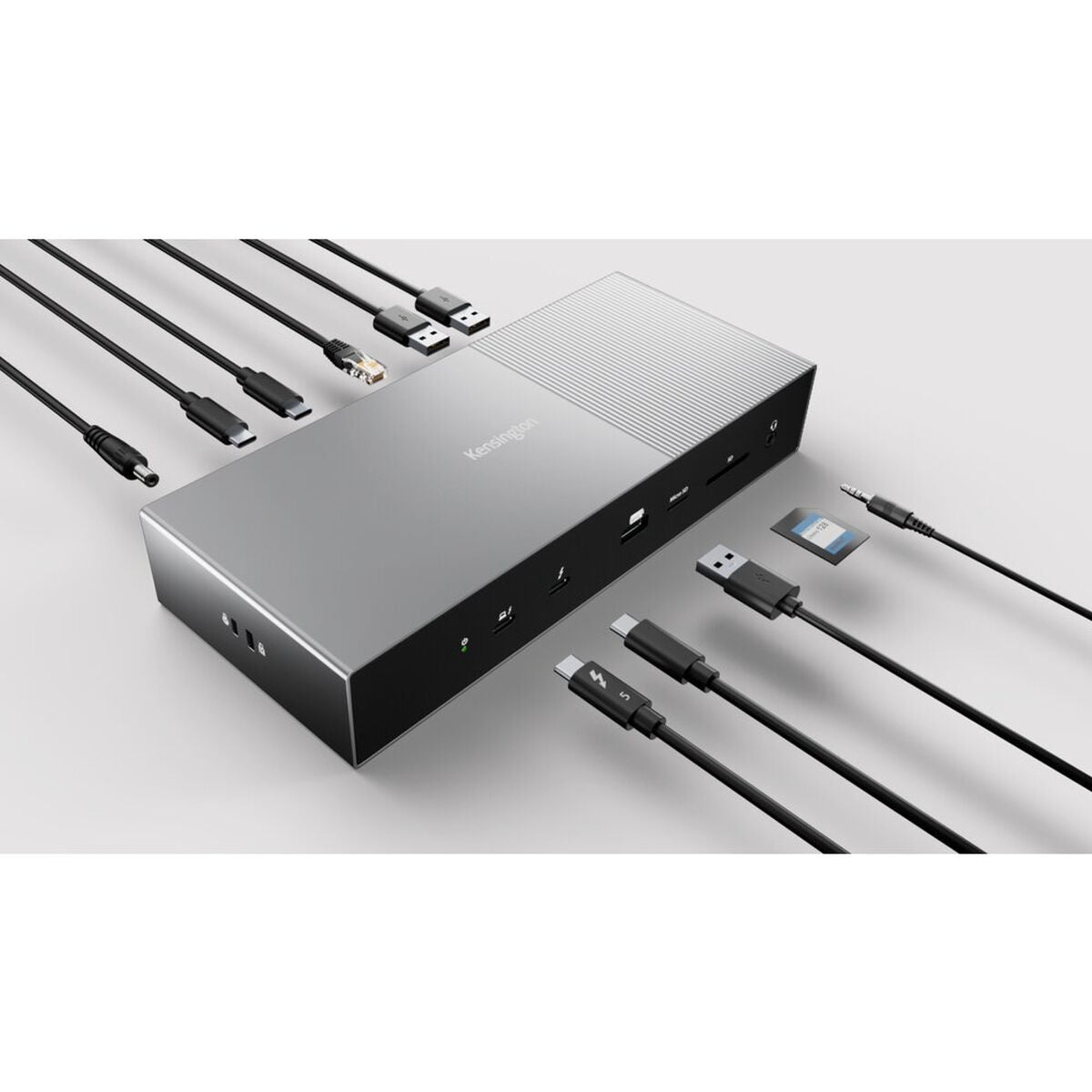 SD5000T5 EQ Thunderbolt 5 Triple 4K
