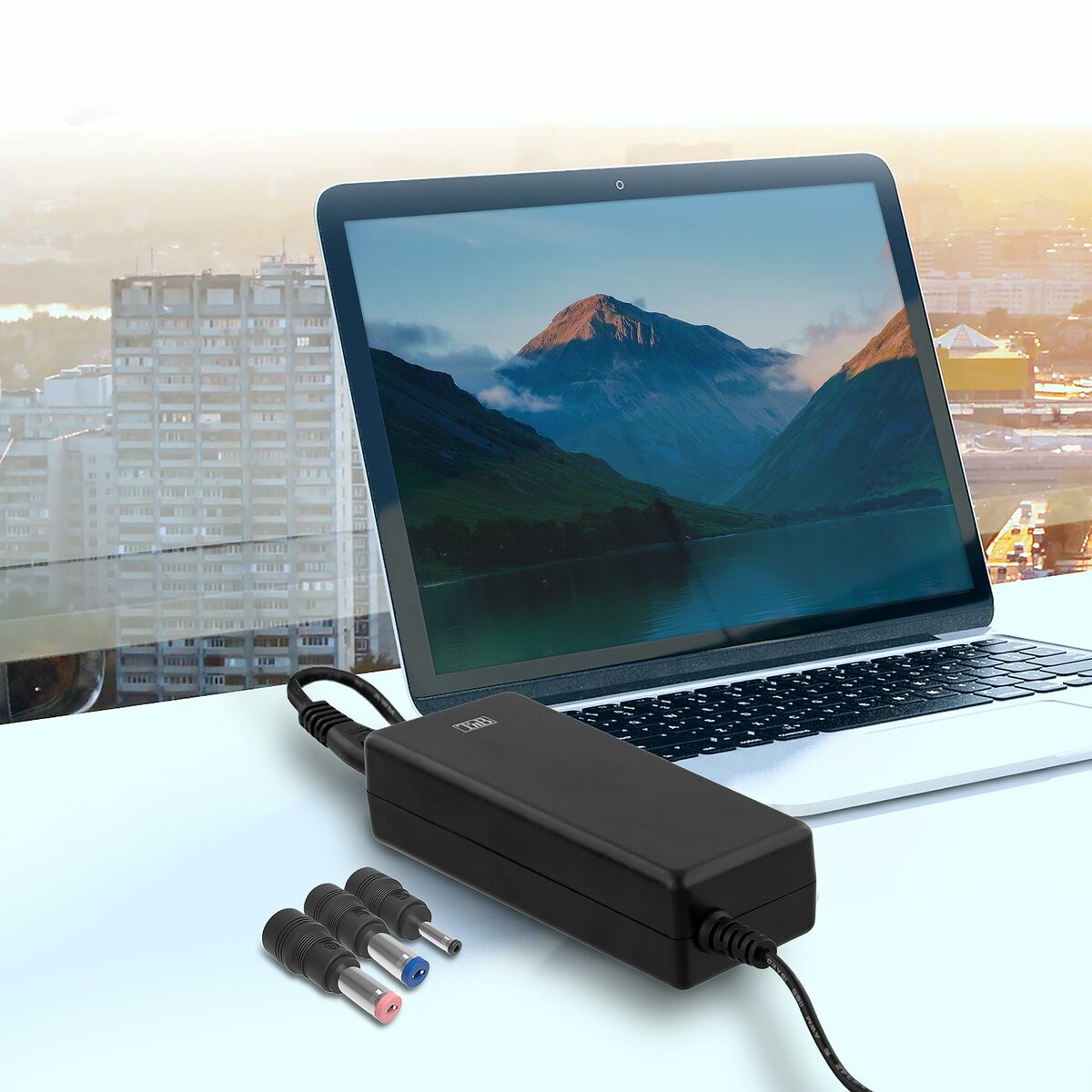 TNB Universal Power Supply For Notebooks Up To 17p Compatible With Most 19V Powered Notebooks 90W Max 9 Adapters