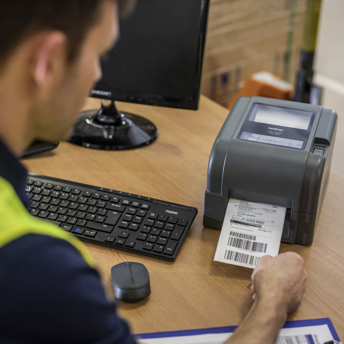 BROTHER TD-4520TN Label printer direct thermal 110mm 300x300dpi 127mm/sec USB 2.0 LAN USB host RS232C