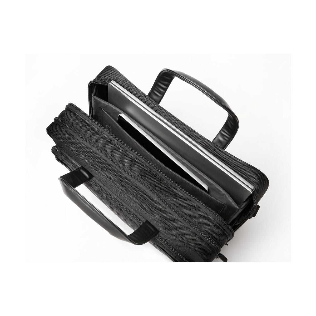 Contour" 2.0 15.6" Business Laptop Brief