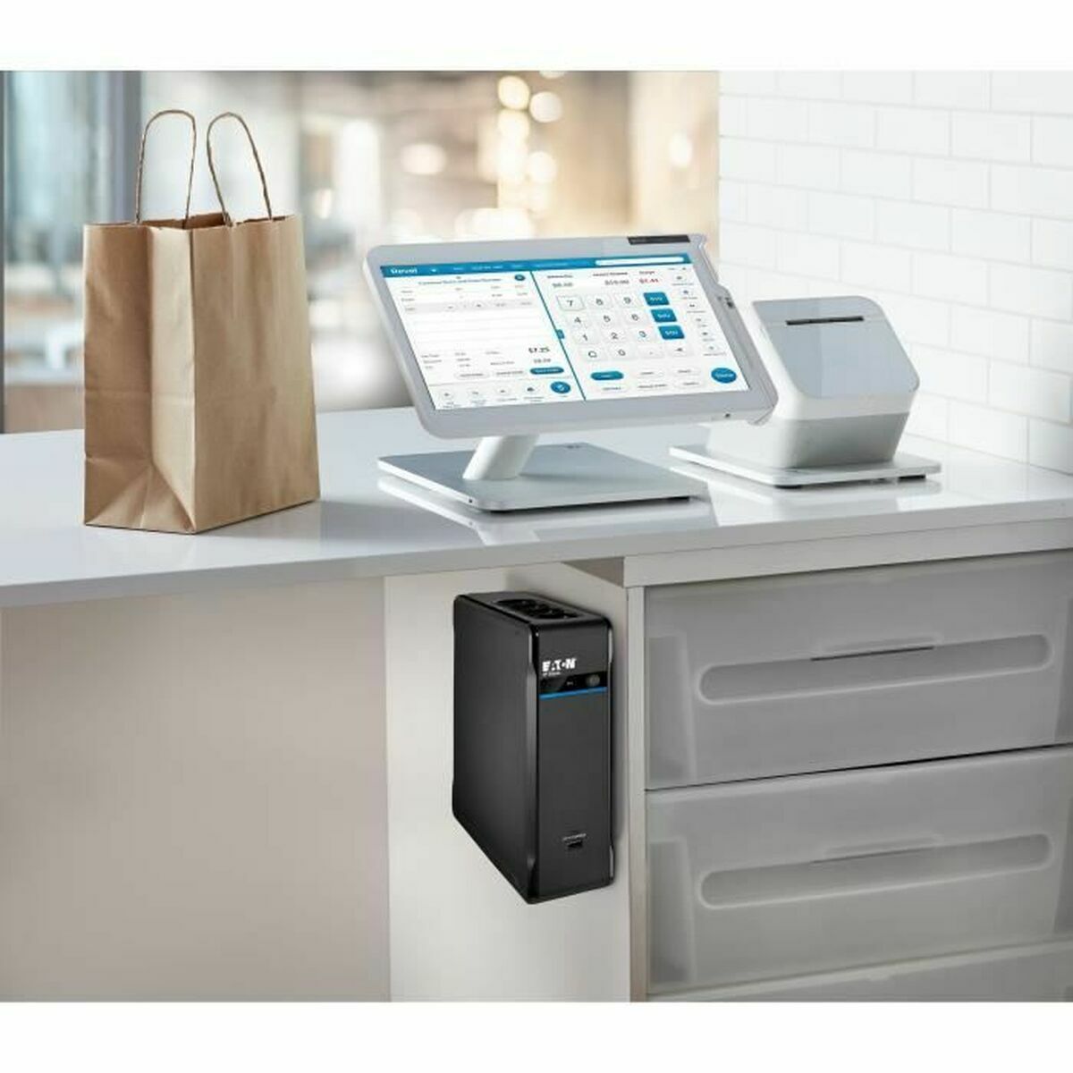 Eaton 3P Ellipse 1700 USB IEC