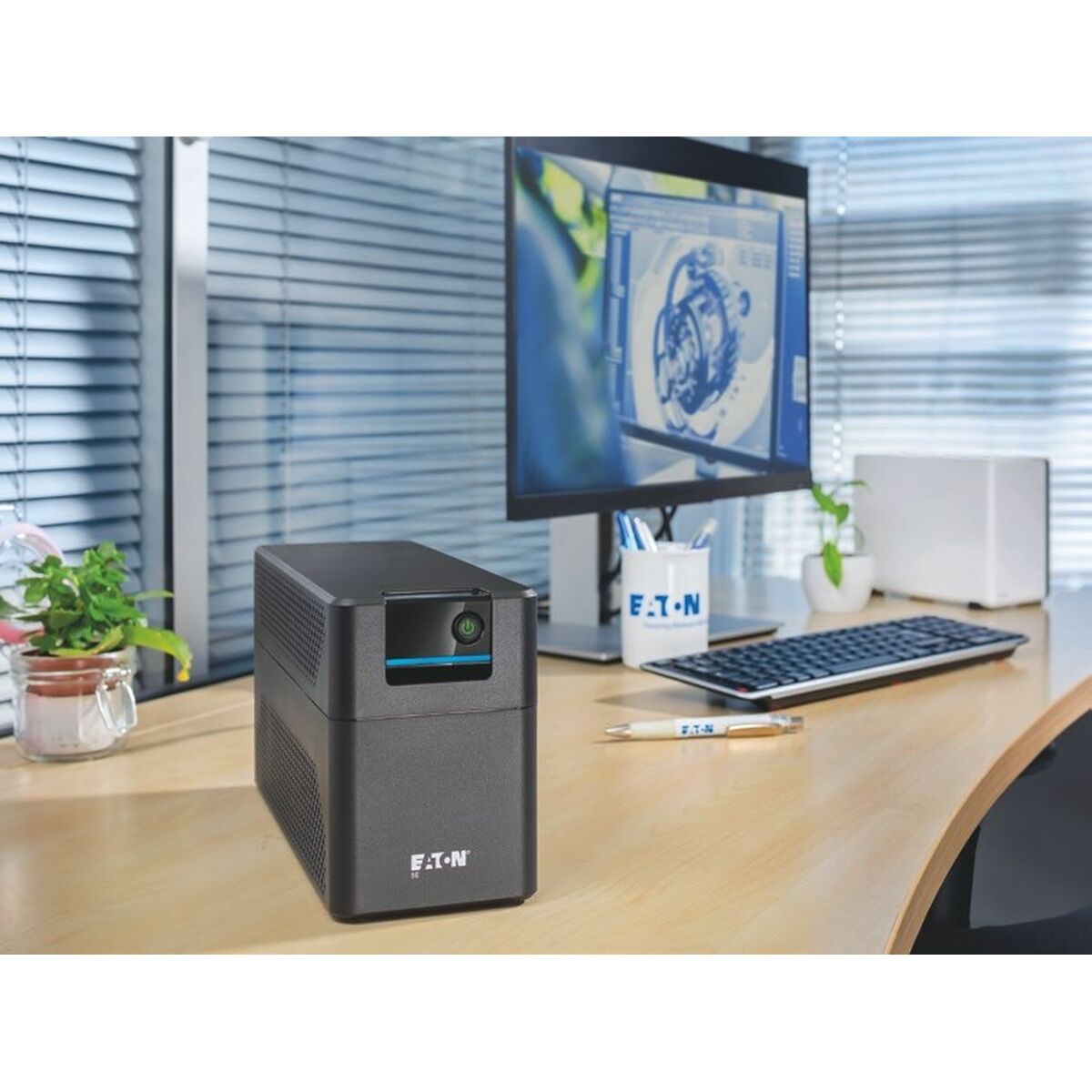 5E G2 700VA Line Interactive prises FR