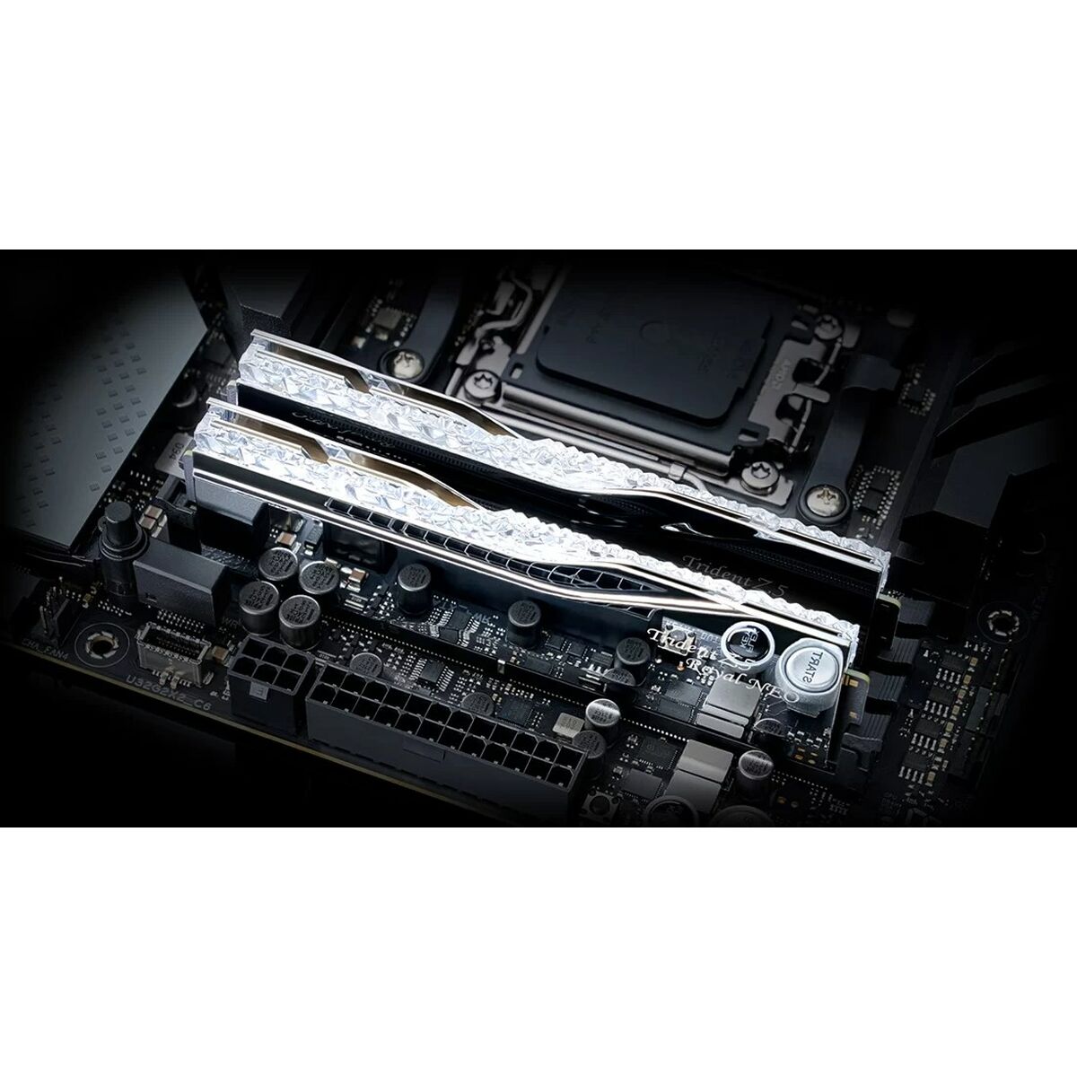 G.Skill Trident Z5 Neo RGB F5-8000J3848H16GX2-TR5NS module de mémoire 32 Go 2 x 16 Go DDR5 8000 MT/s
