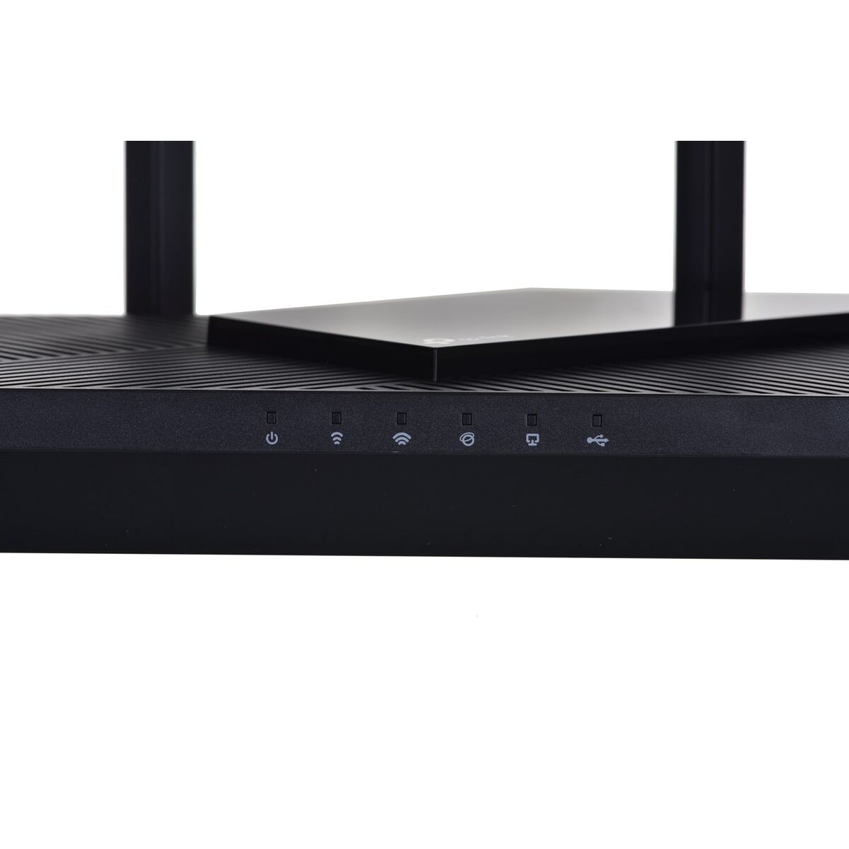 AX3000 Multi-Gigabit Wi-Fi 6 Router