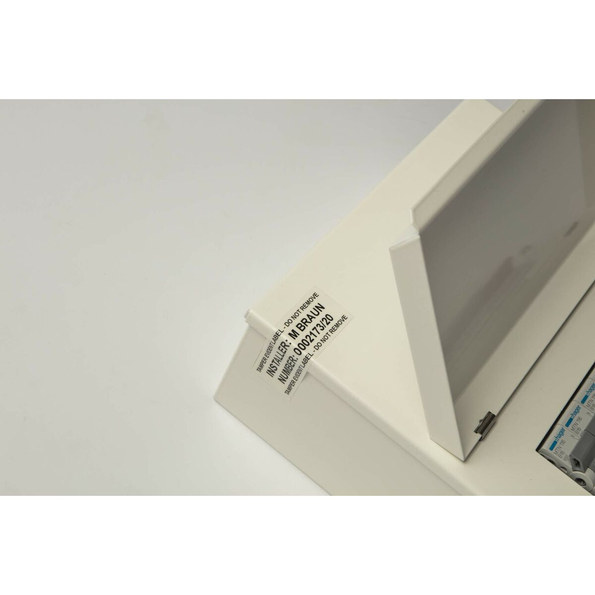 BROTHER P-TOUCH TZE-SE4noir sur security blanc textile 18