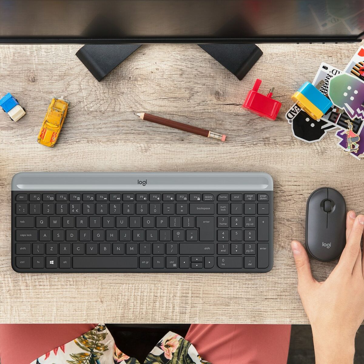 Logitech Slim MK470 clavier Souris incluse Universel RF sans fil QWERTY US International Graphite