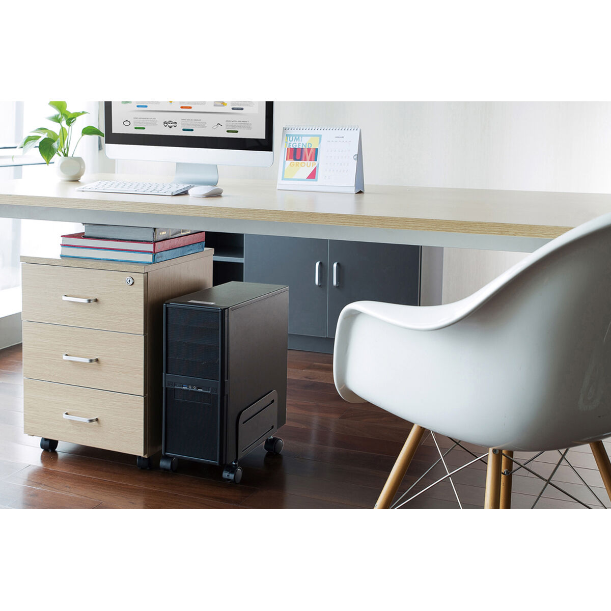 NEOMOUNTS CPU-M100BLACK Support pour ordinateur - max 10 kg - universel