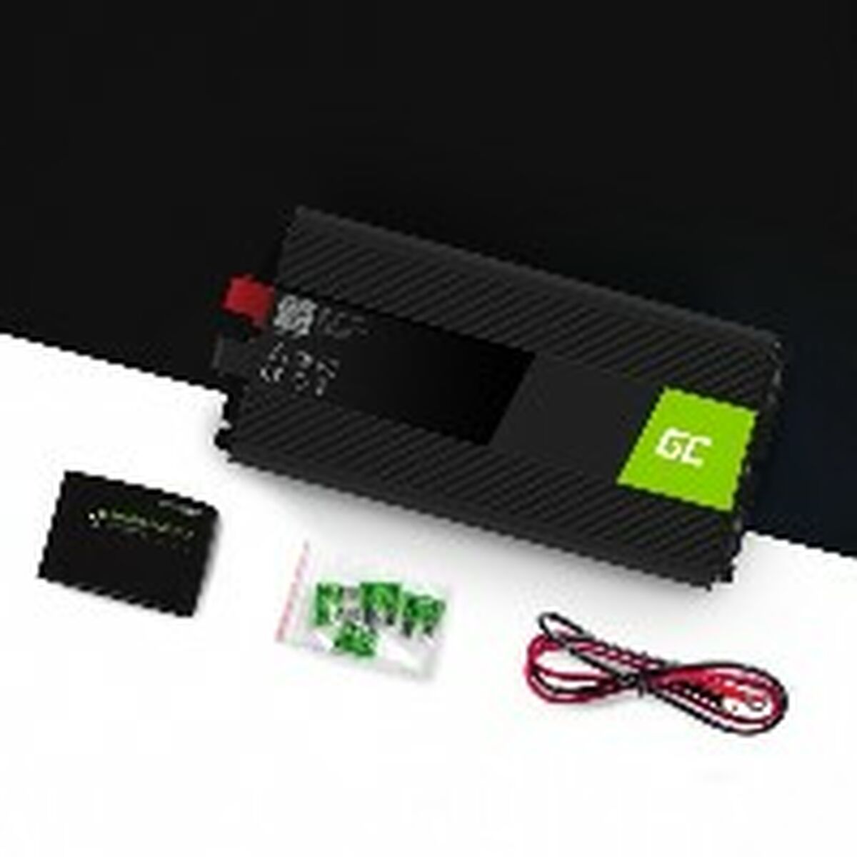 Green Cell INV25 adaptateur de puissance & onduleur Auto 1500 W Noir