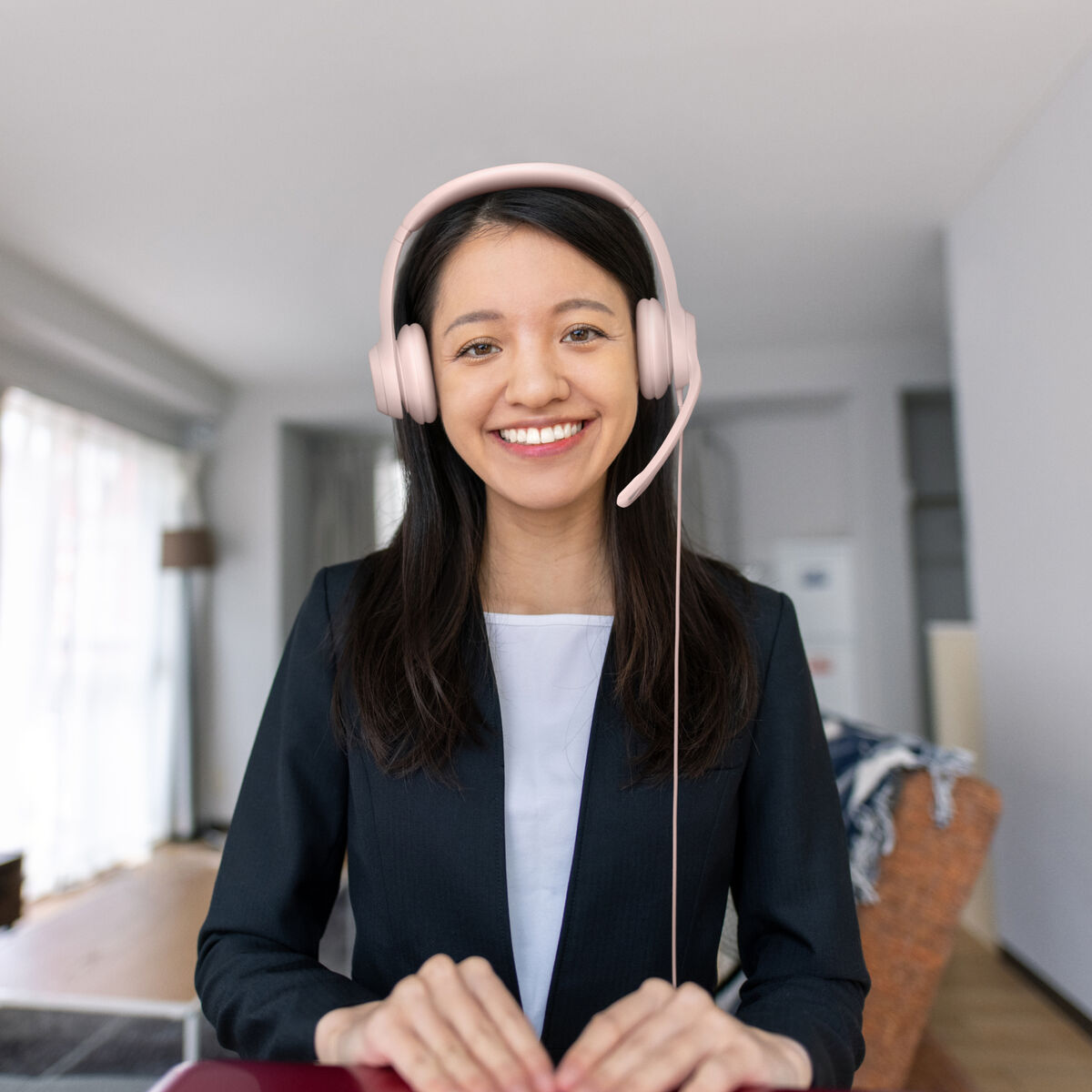 LOGITECH H390 Headset on-ear wired USB-A rose