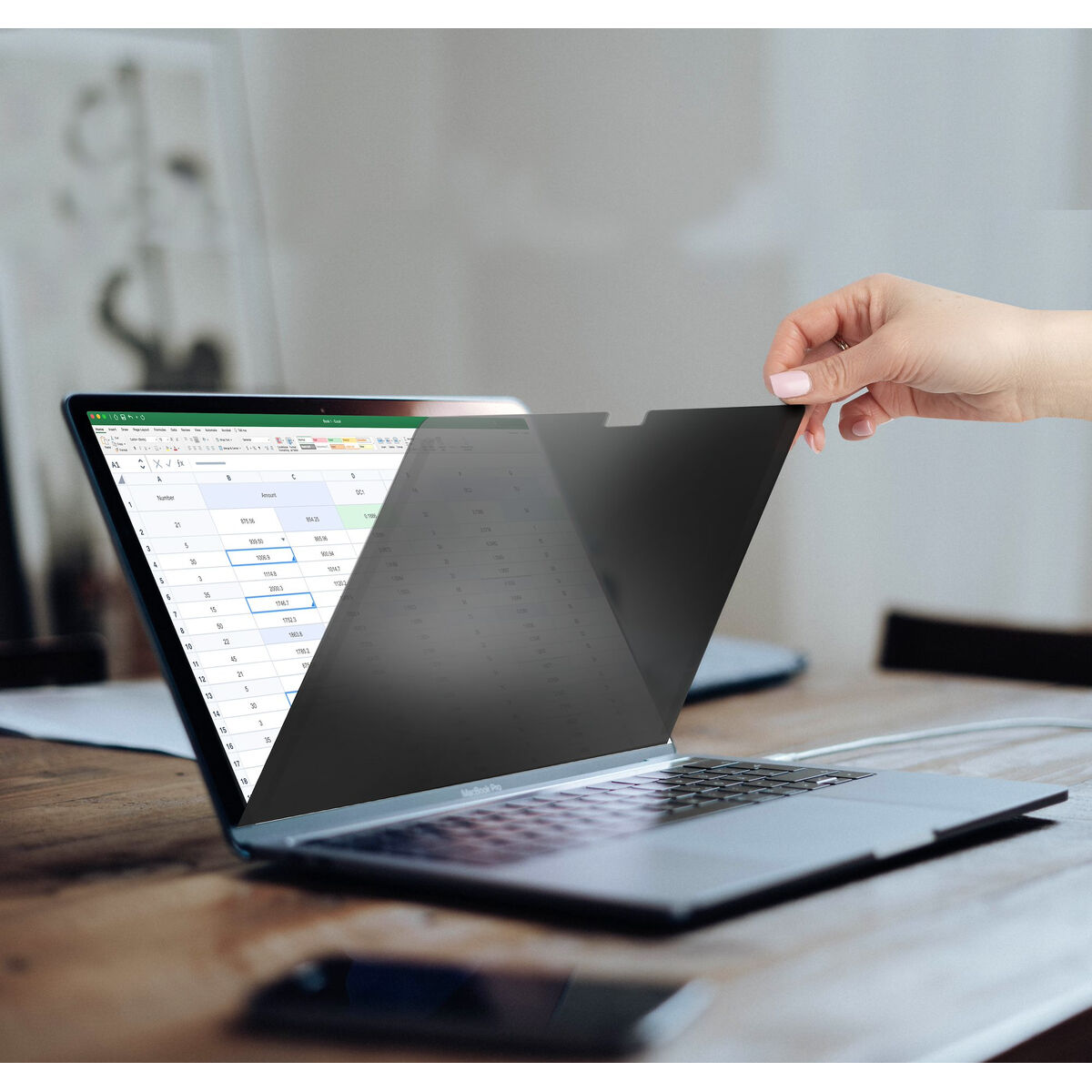 16" MacBook Pro Laptop Privacy Screen