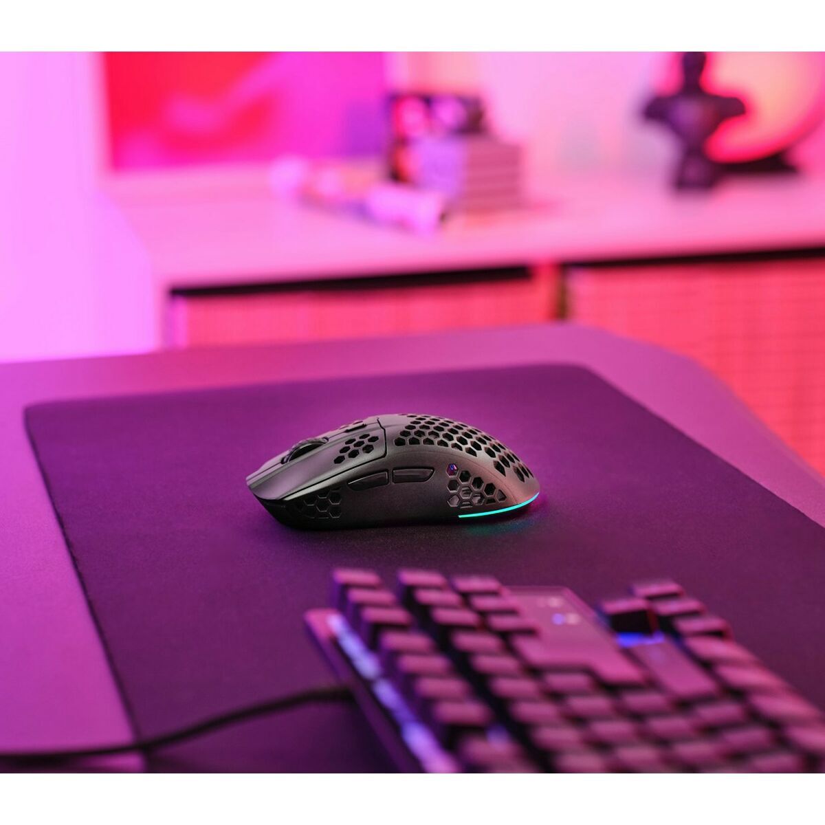 TRUST Souris gaming sans fil HELOX ultra légére - Noire