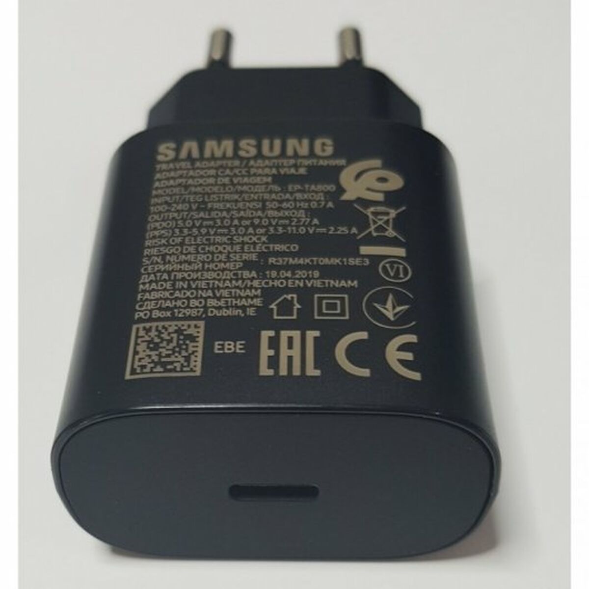 Samsung EP-TA800XBEGWW - Chargeur Secteur, Adaptateur USB Type C Fast Charge 25W & Câble USB Type C - Noir (Emballage Original)