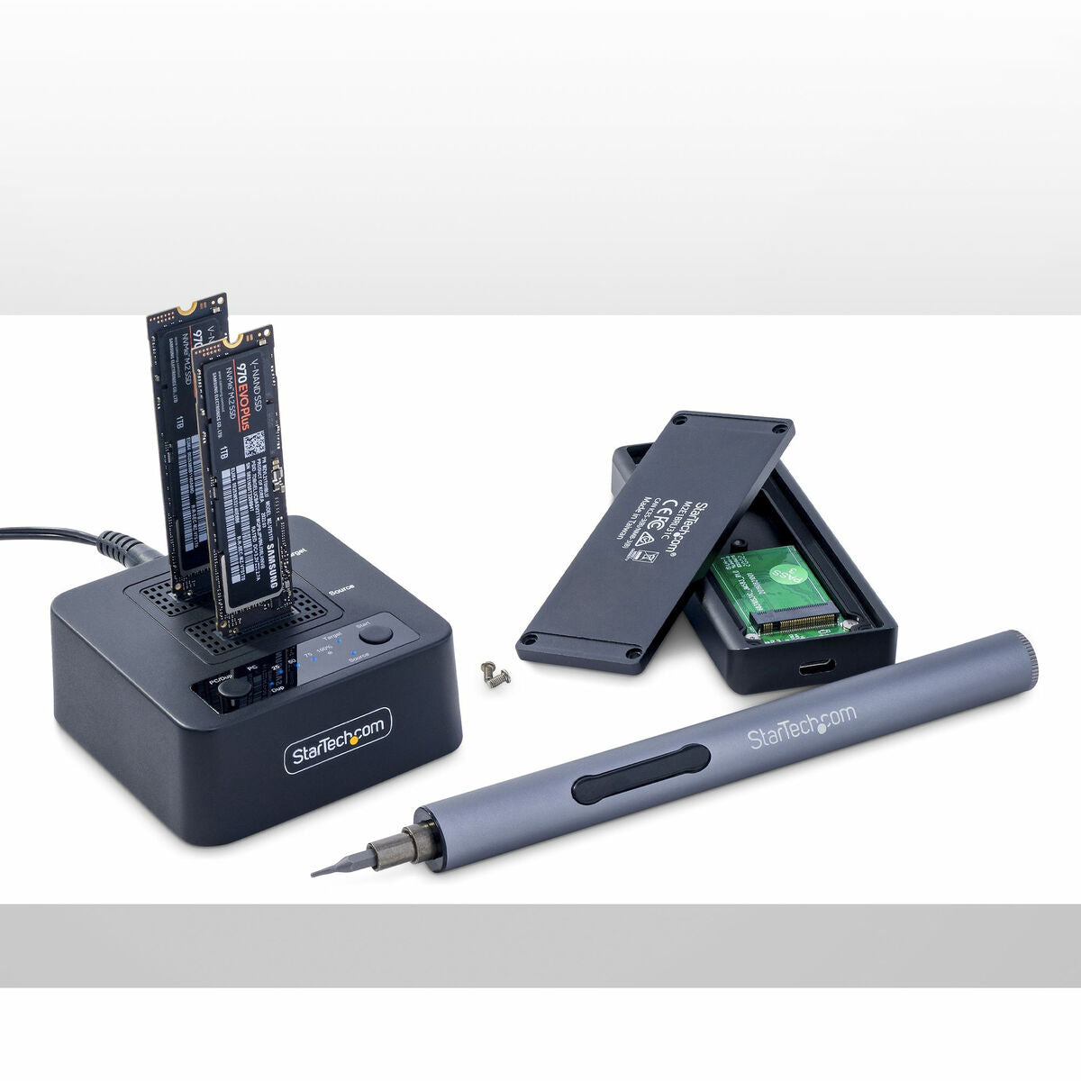 1:1 M.2 NVMe Drive Duplicator Dock