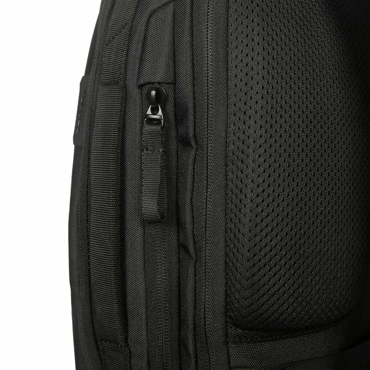 TARGUS Commuter Backpack