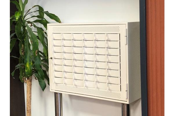 CHARGEBOX TEAM 48 2 câbles - Cadenas