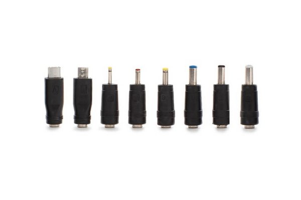 Lot de 8 embouts universels pour connecteur 5,5 x 2,1 mm