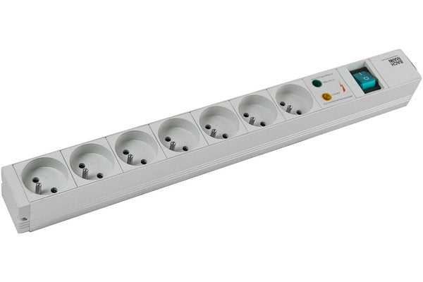 BACHMANN Multiprise 19" 333.838 7 prises avec interrupteur et parasurtenseur