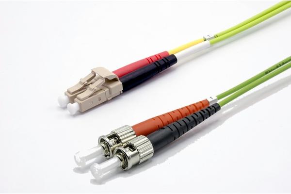 Jarretière zip 2,0mm OM5 50/125 LC-UPC/ST-UPC LSZH lime 20m