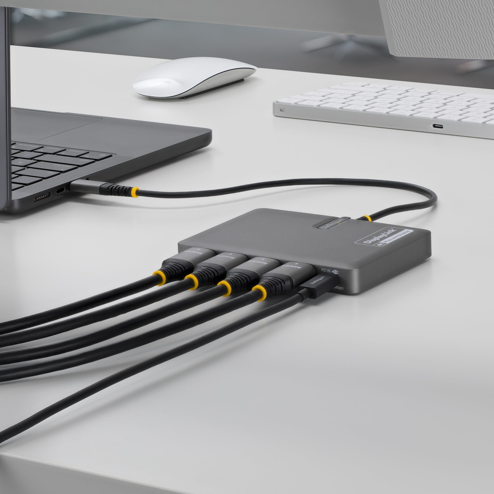USB-C to Quad HDMI Adapter