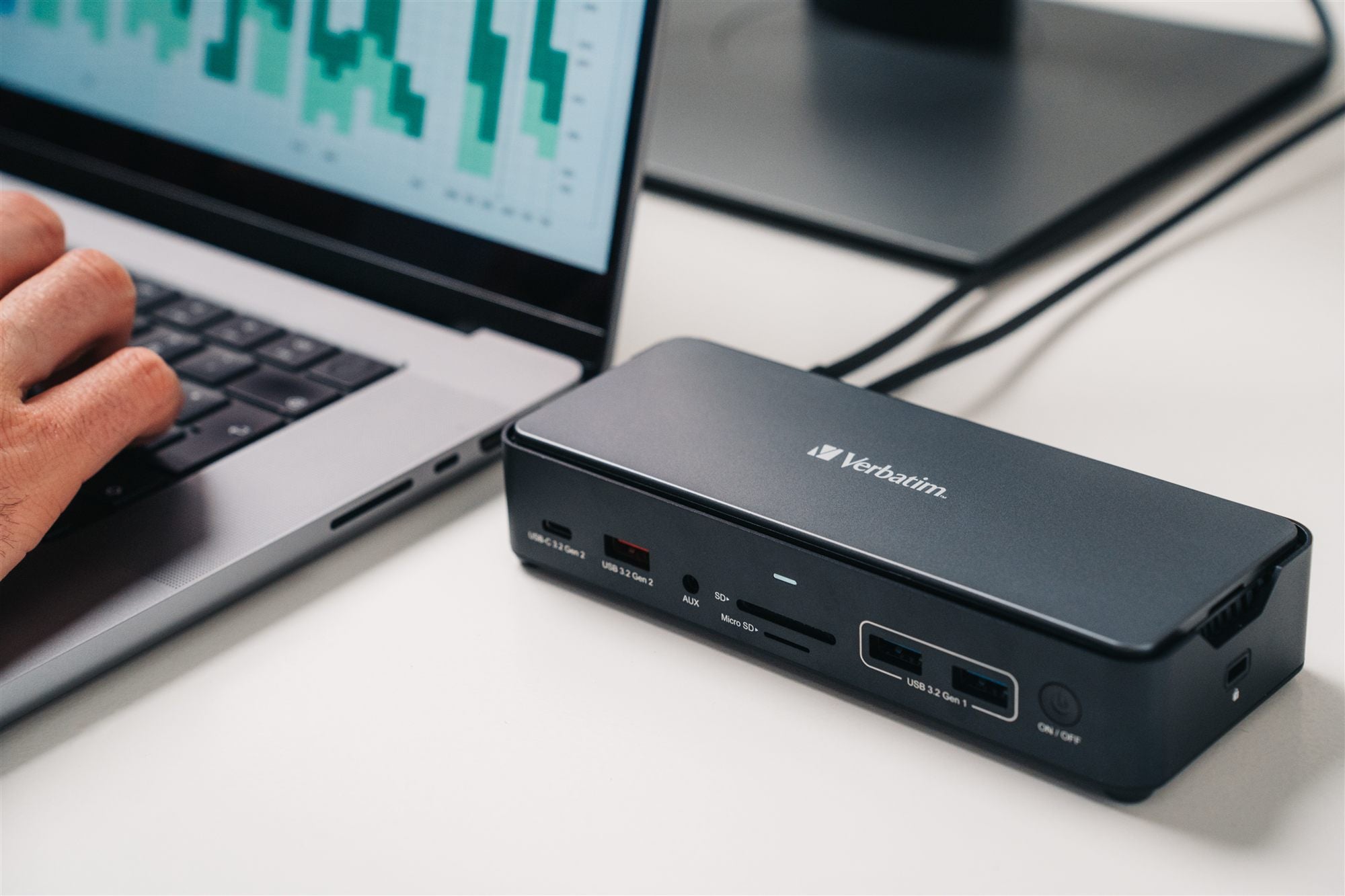 USB-C Pro Docking Station 15 Port with S