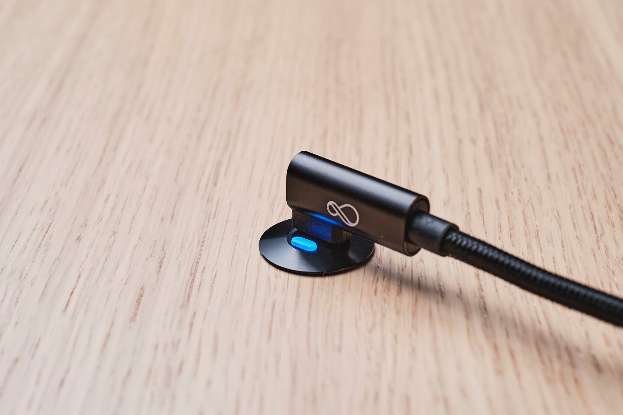 Ochno USB-C-to-C Cable Gen2 angled 0.7m black