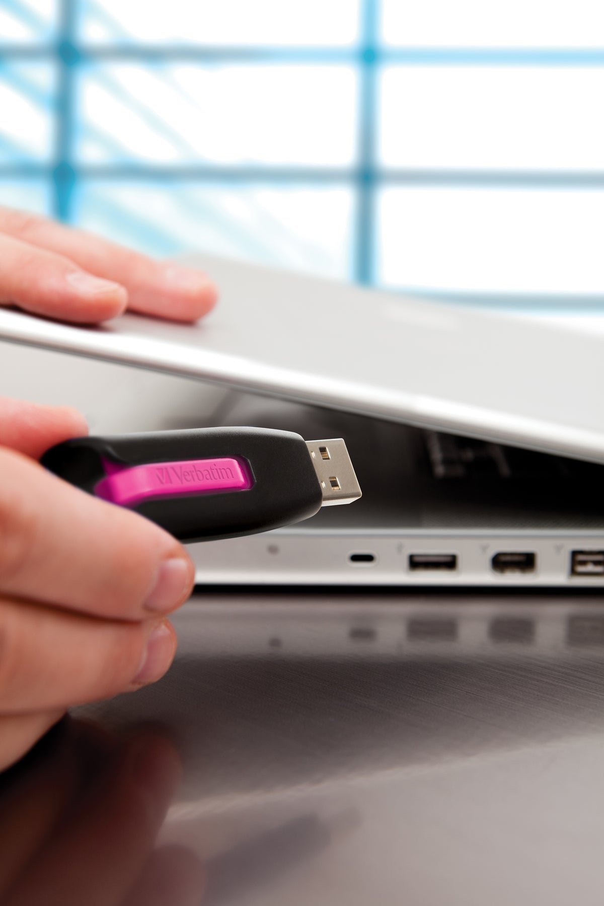 USB Memory/Verbatim V3 USB 3.0 16GB Pink
