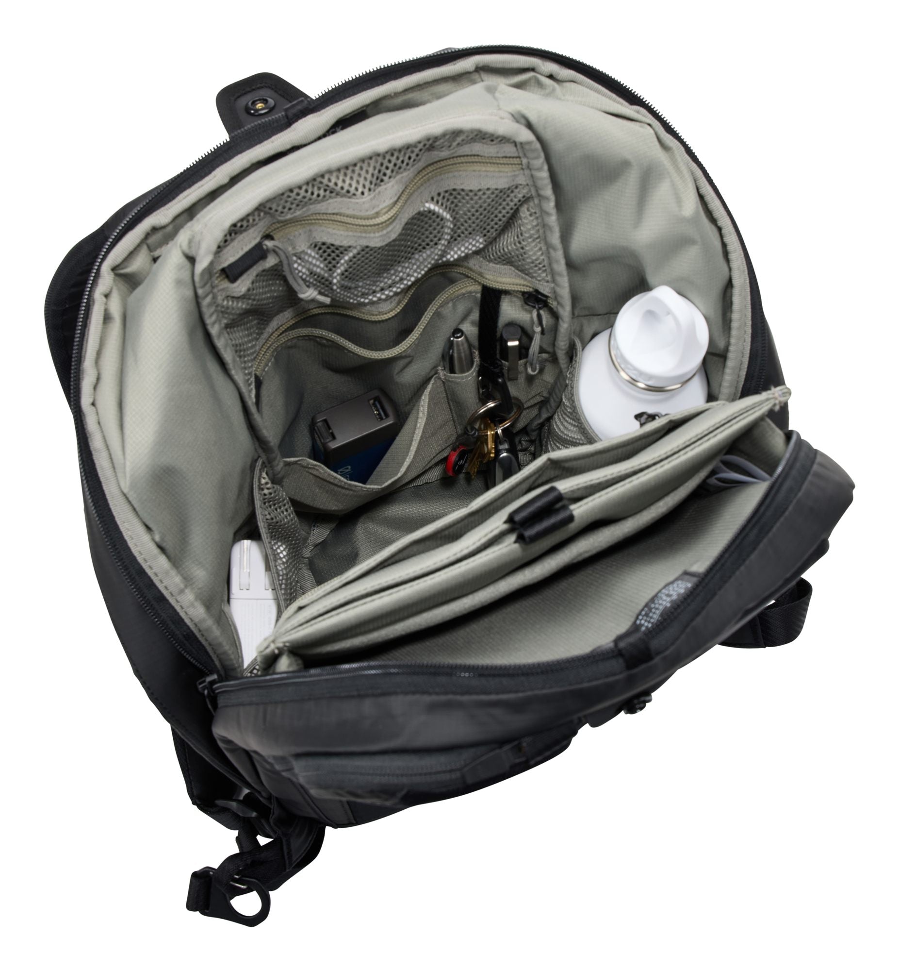 Thule Tact Backpack 16L Black