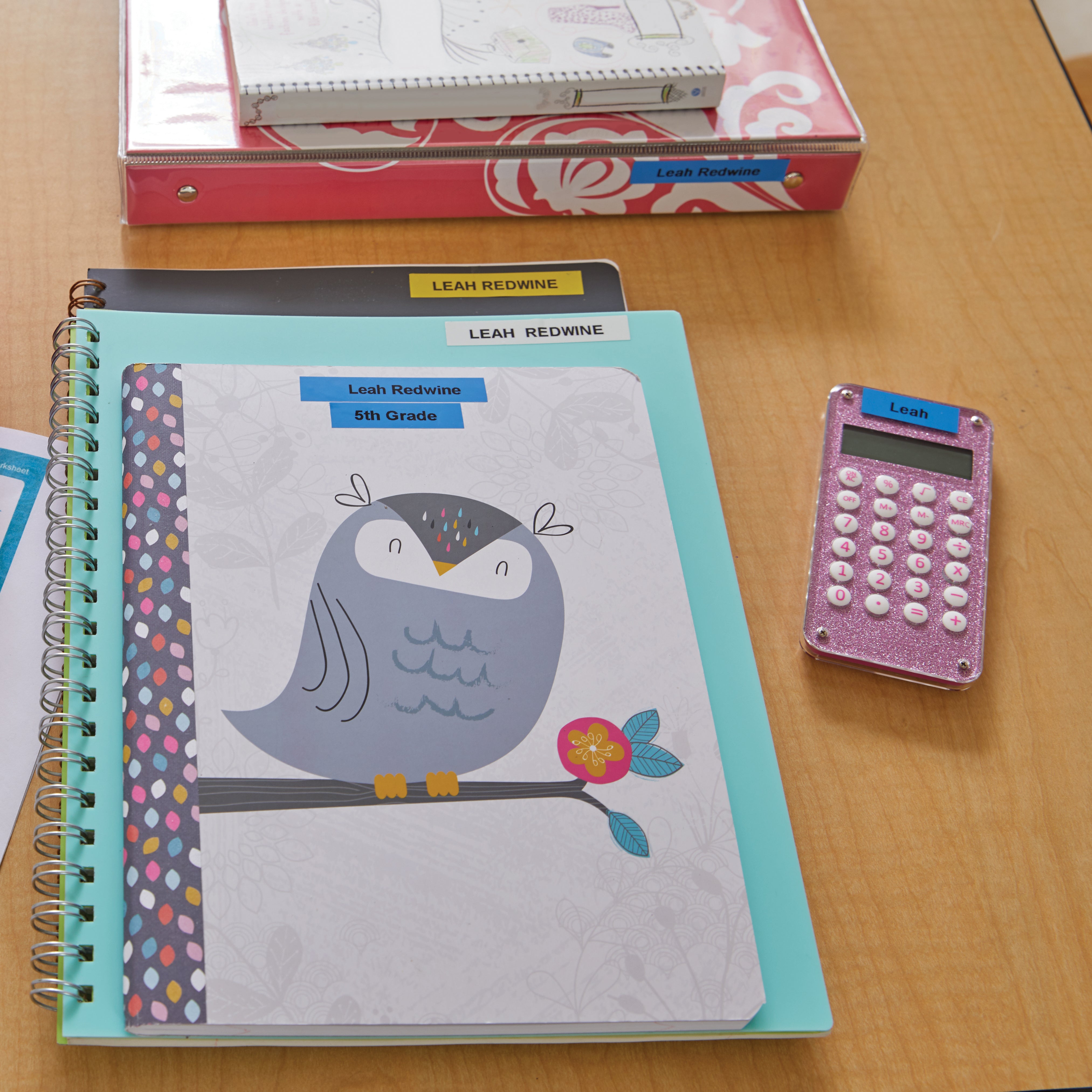 Ruban plastique dymo noir/bleu 12MM pour letratag