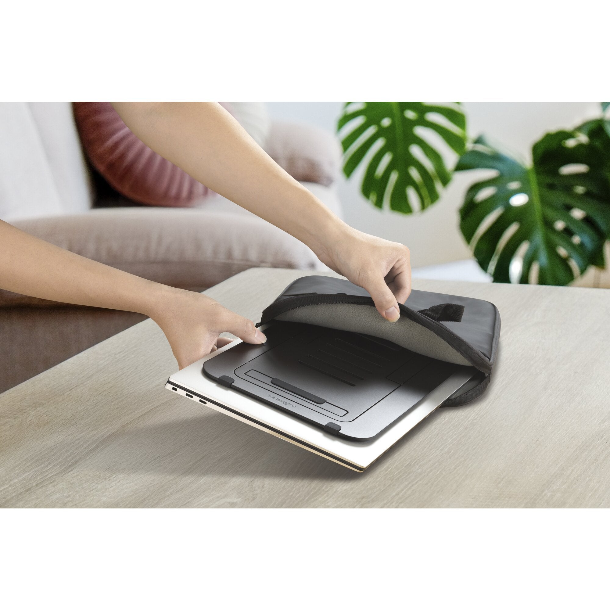EQ Aluminum Adjustable Laptop Stand