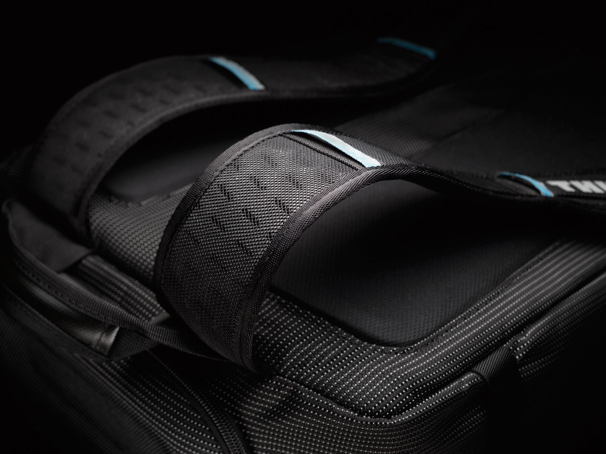 Thule Nylon Duffel-Pack Black w Safezone
