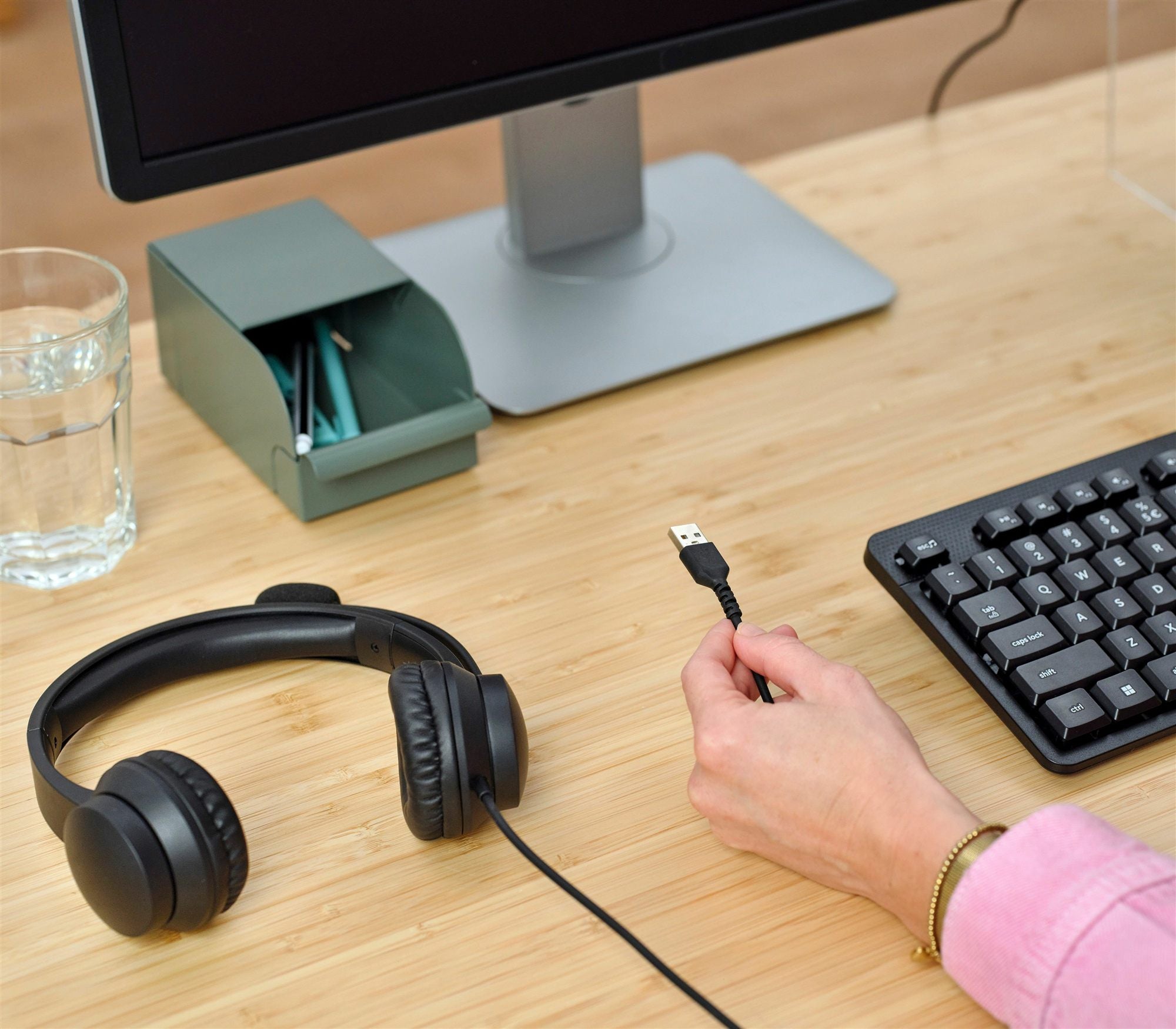 TRUST HS-201 USB On Ear PC Headset