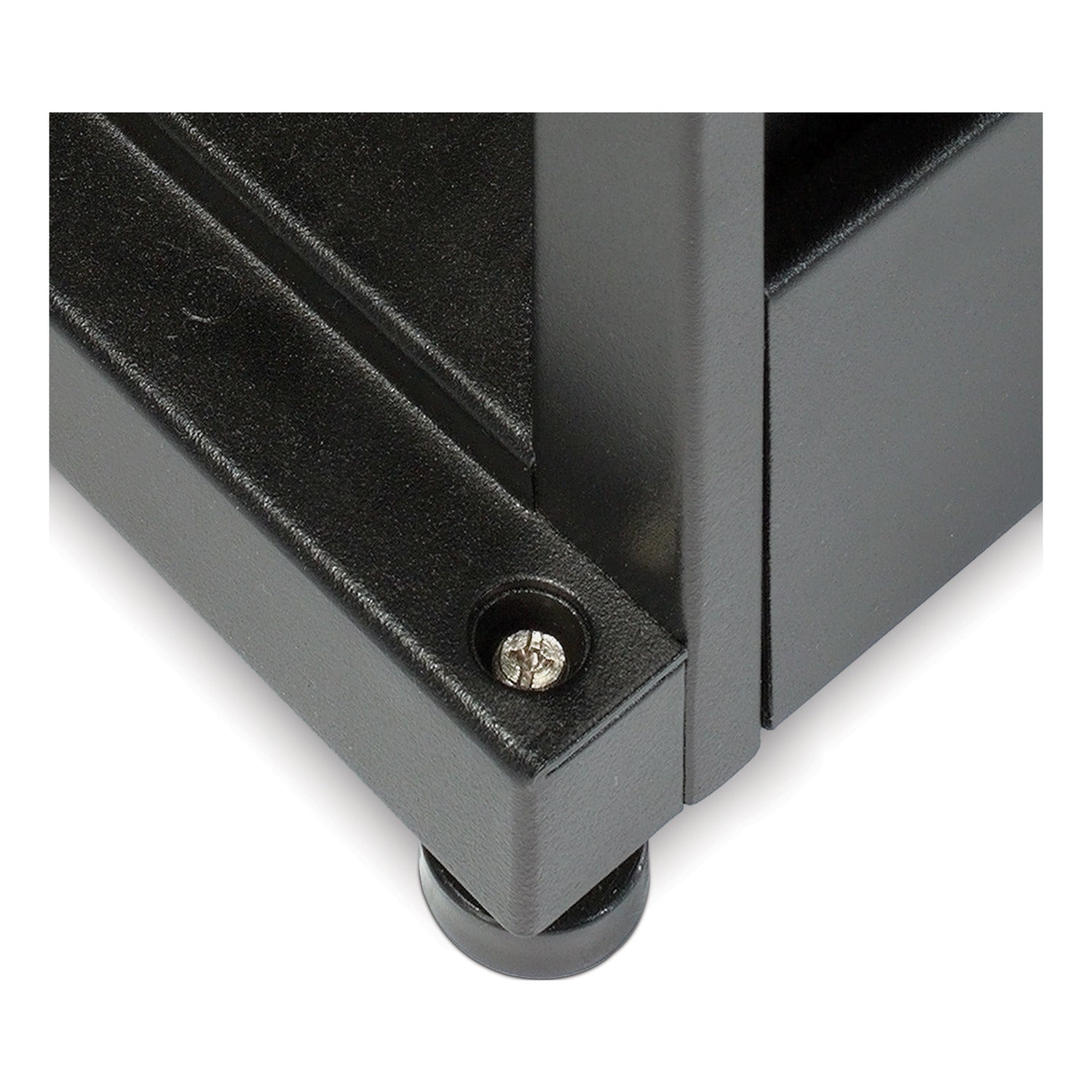 NetShelter AV 24U 600 x 825 Rails Black