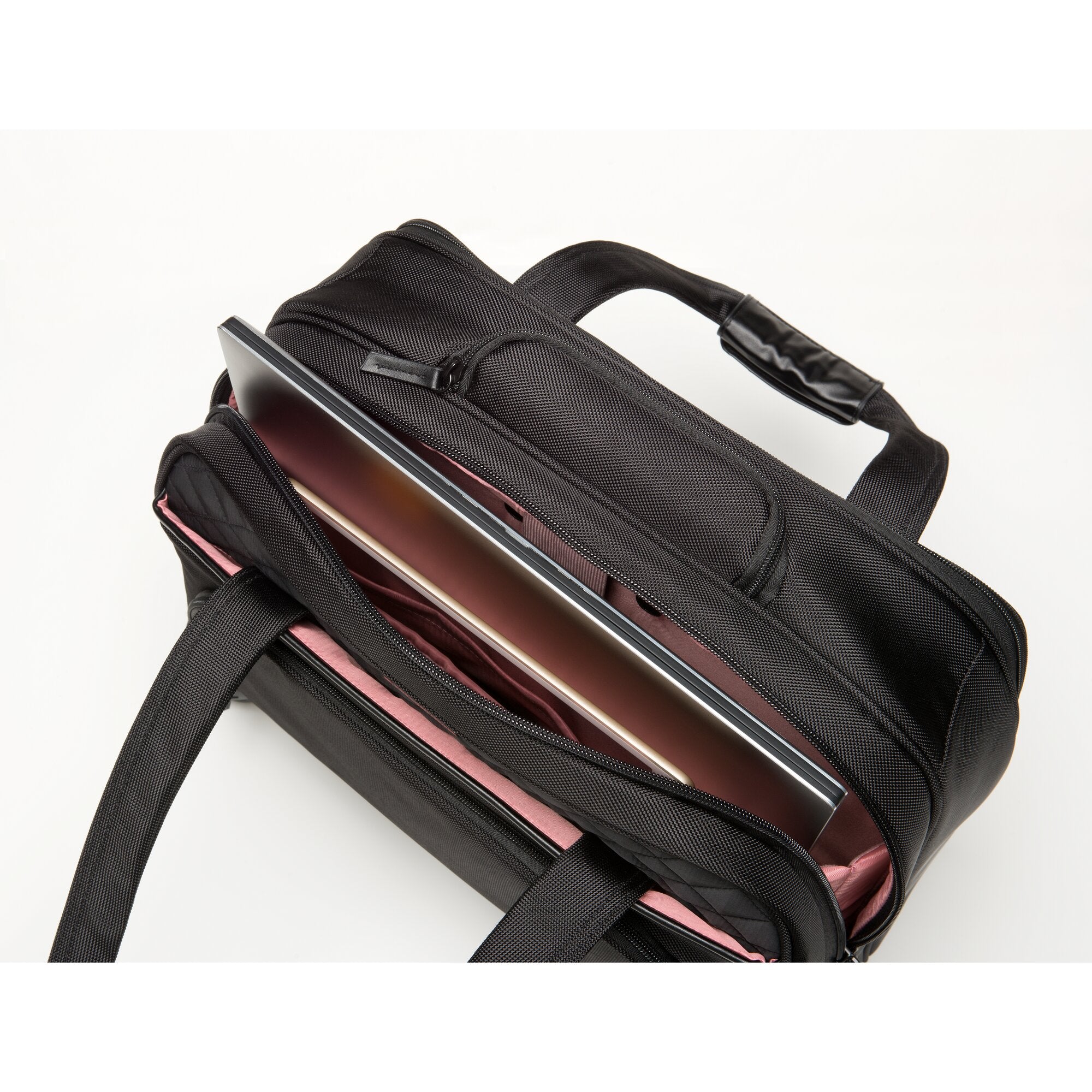 Contour" 2.0 Executive Balance 15.6