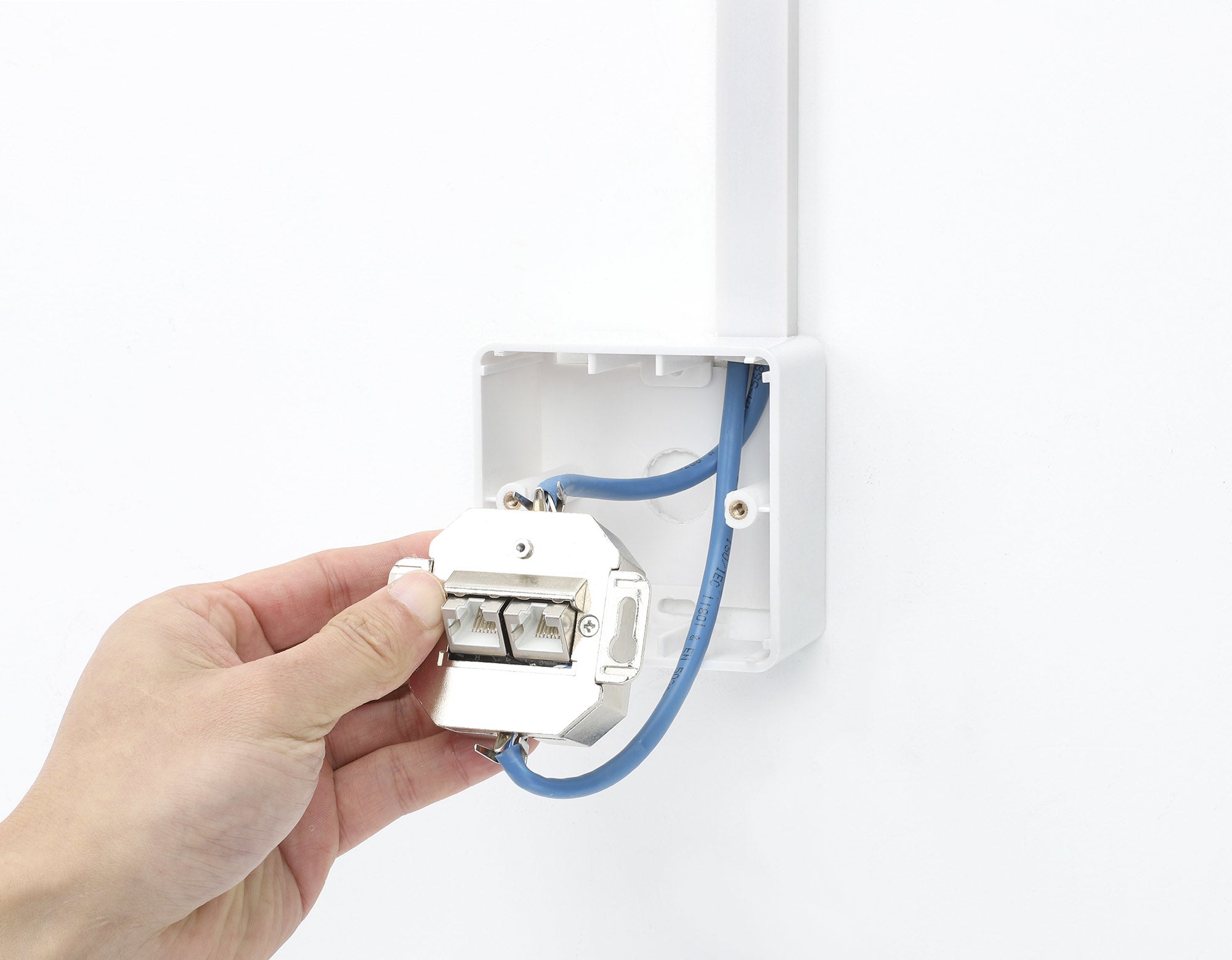Intellinet 771894 Boîtier NAT pour prise 2xRJ45
