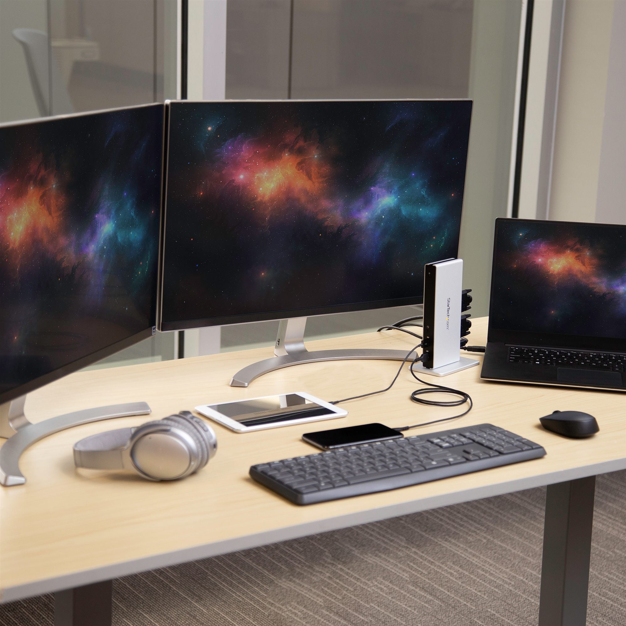 DVI Dual-Monitor Laptop Docking Station
