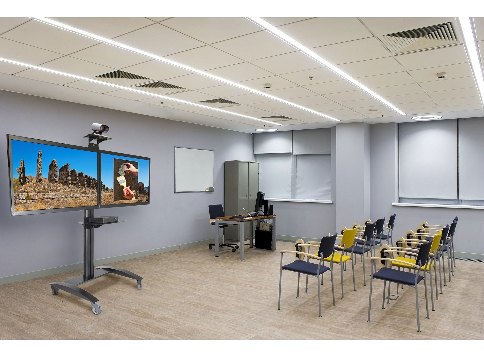Video Confernce Ct w/Metal Shelf 40" 55"