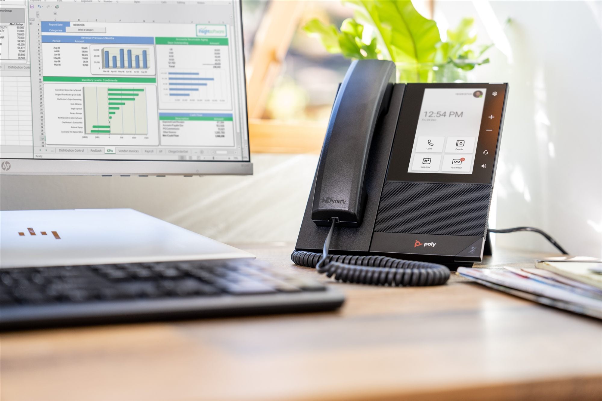 POLY CCX 500 téléphone IP PoE TEAMS avec combiné