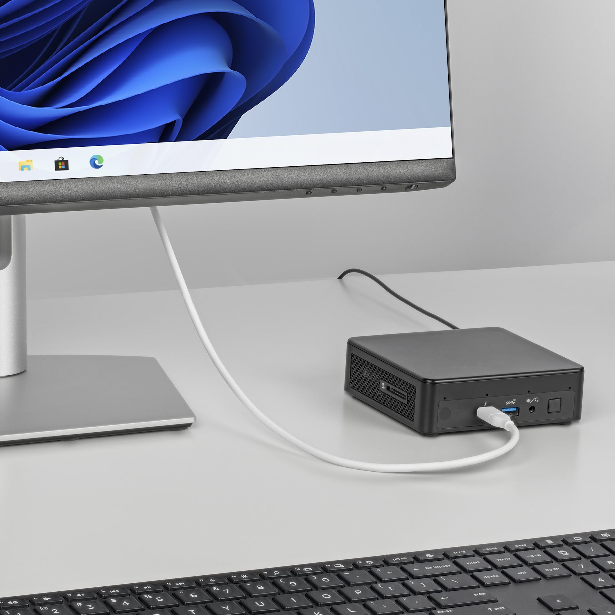 6ft USB C to DisplayPort 1.2 Cable 4K