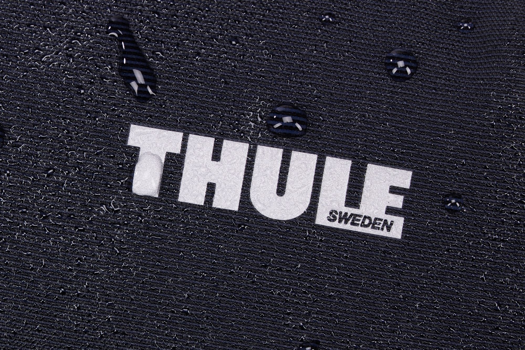 Thule Paramount Crossbody 2L - Black