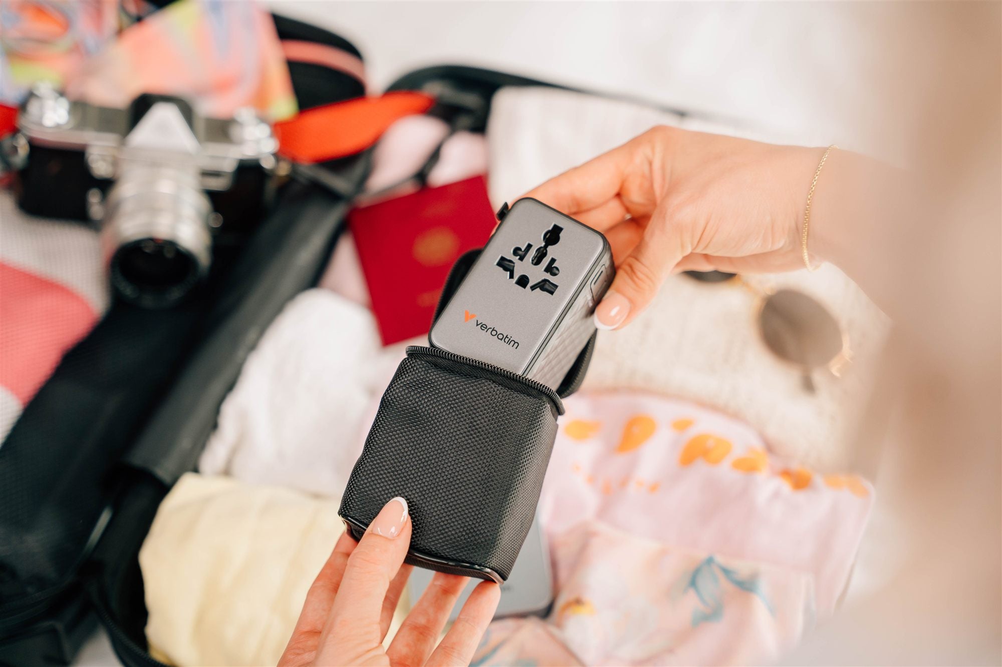 Charge ´n´ Travel 170W Universal Travel
